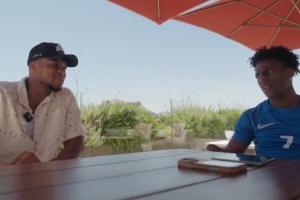 500万彩票网-斯派克-李狂喜字母哥：很多人一直劝我去纽约打球！